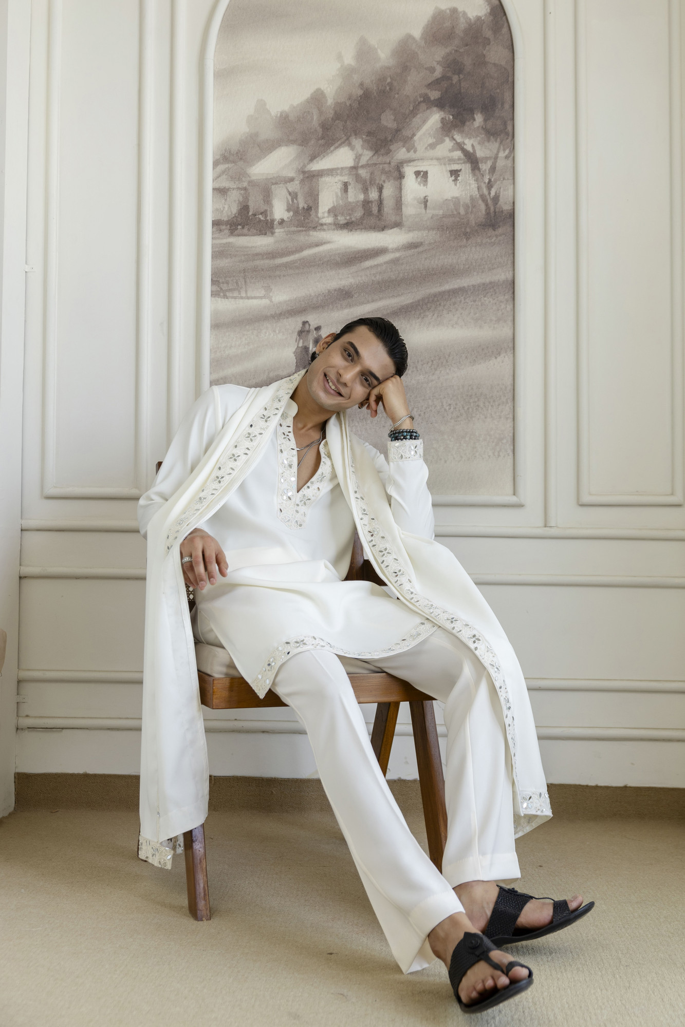 Mirror Laced Japanese Kurta With Dupatta In Off-White