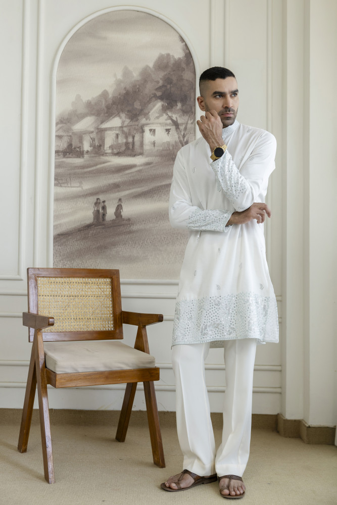 Image of Embroidered Daman Work Kurta In Mint