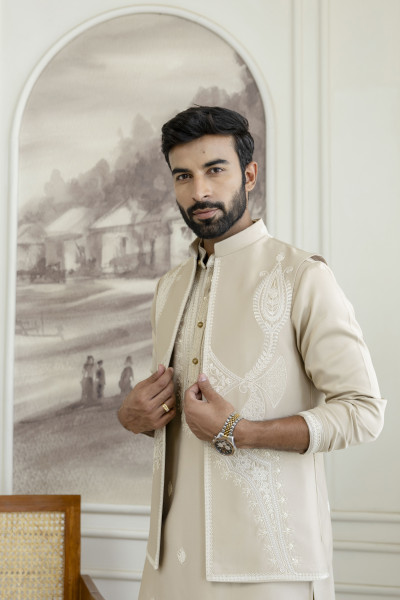 Embroidered Koti Kurta Set In Beige