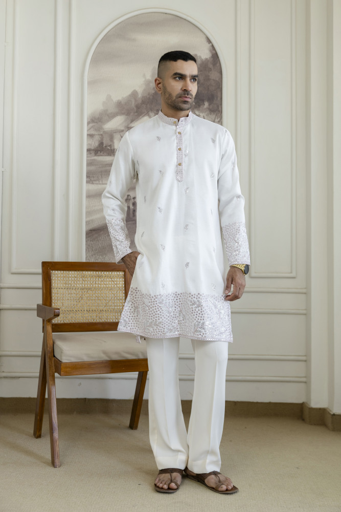 Image of Embroidered Daman Work Kurta In Pink