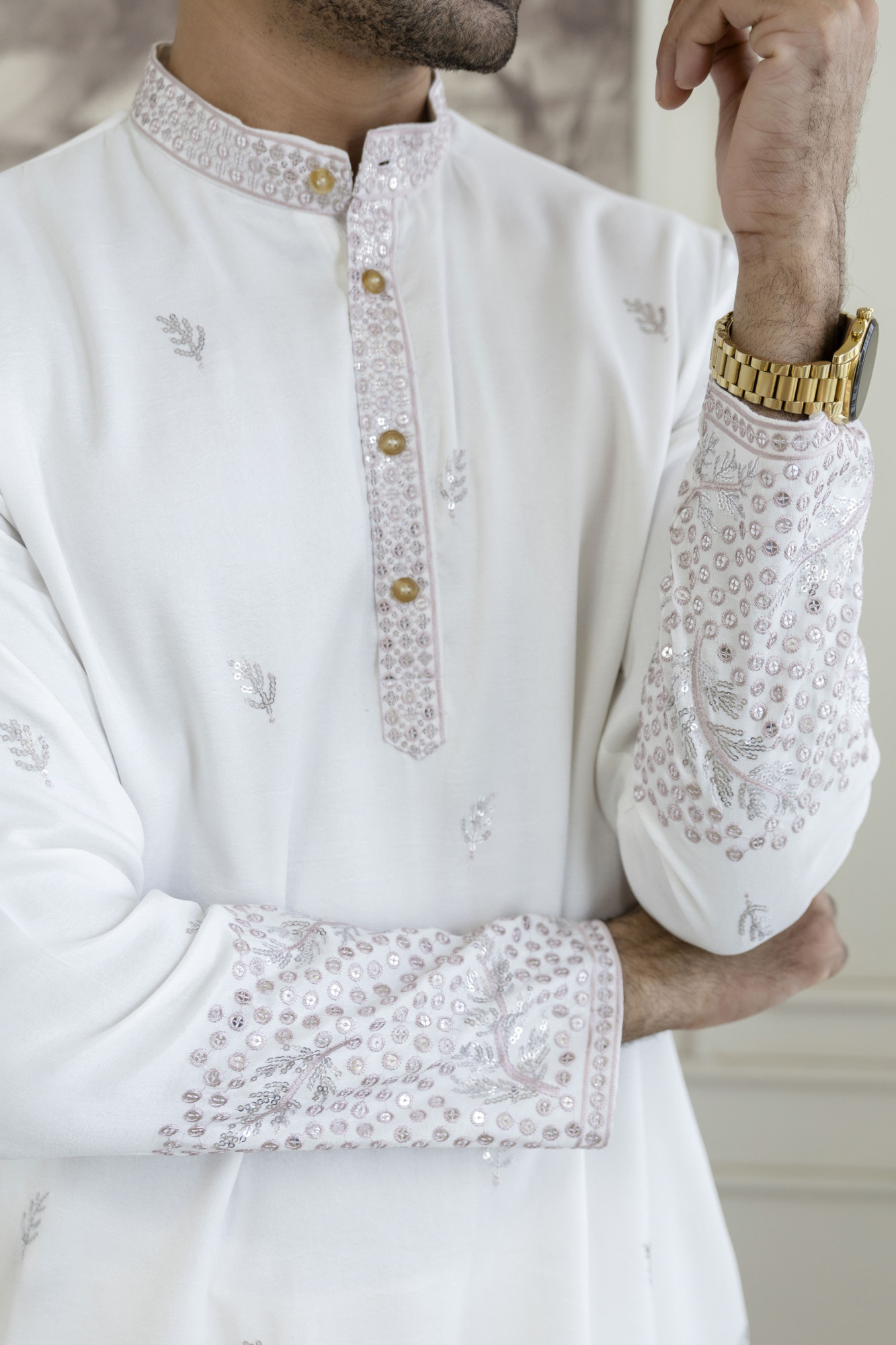 Embroidered Daman Work Kurta In Pink