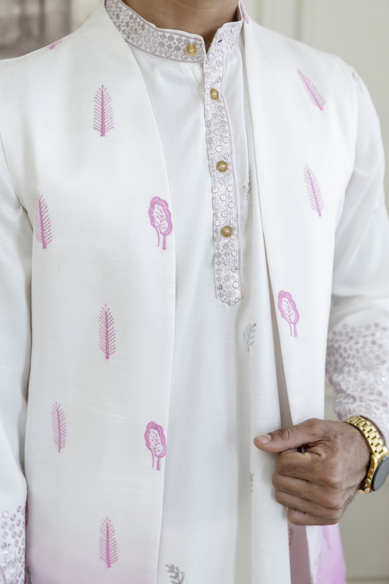 Ombre Embroidered High Neck Jacket In Pink