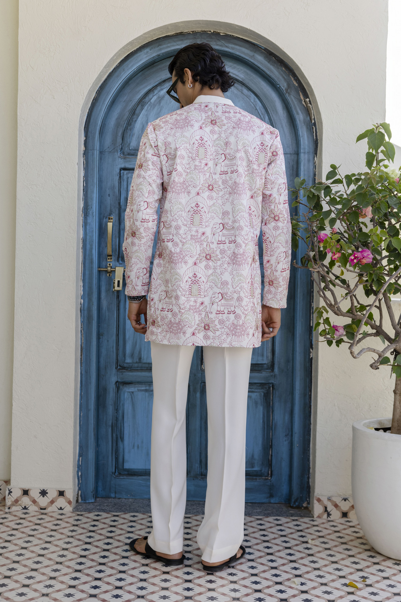 Embroidered Short Kurta In Pink