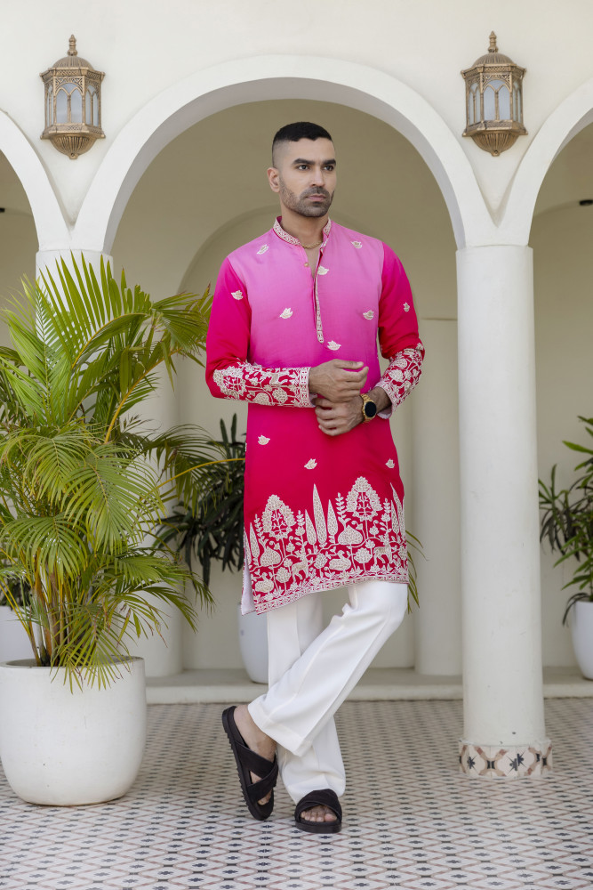 Image of Ombre Foil Embroidered Kurta In Pink