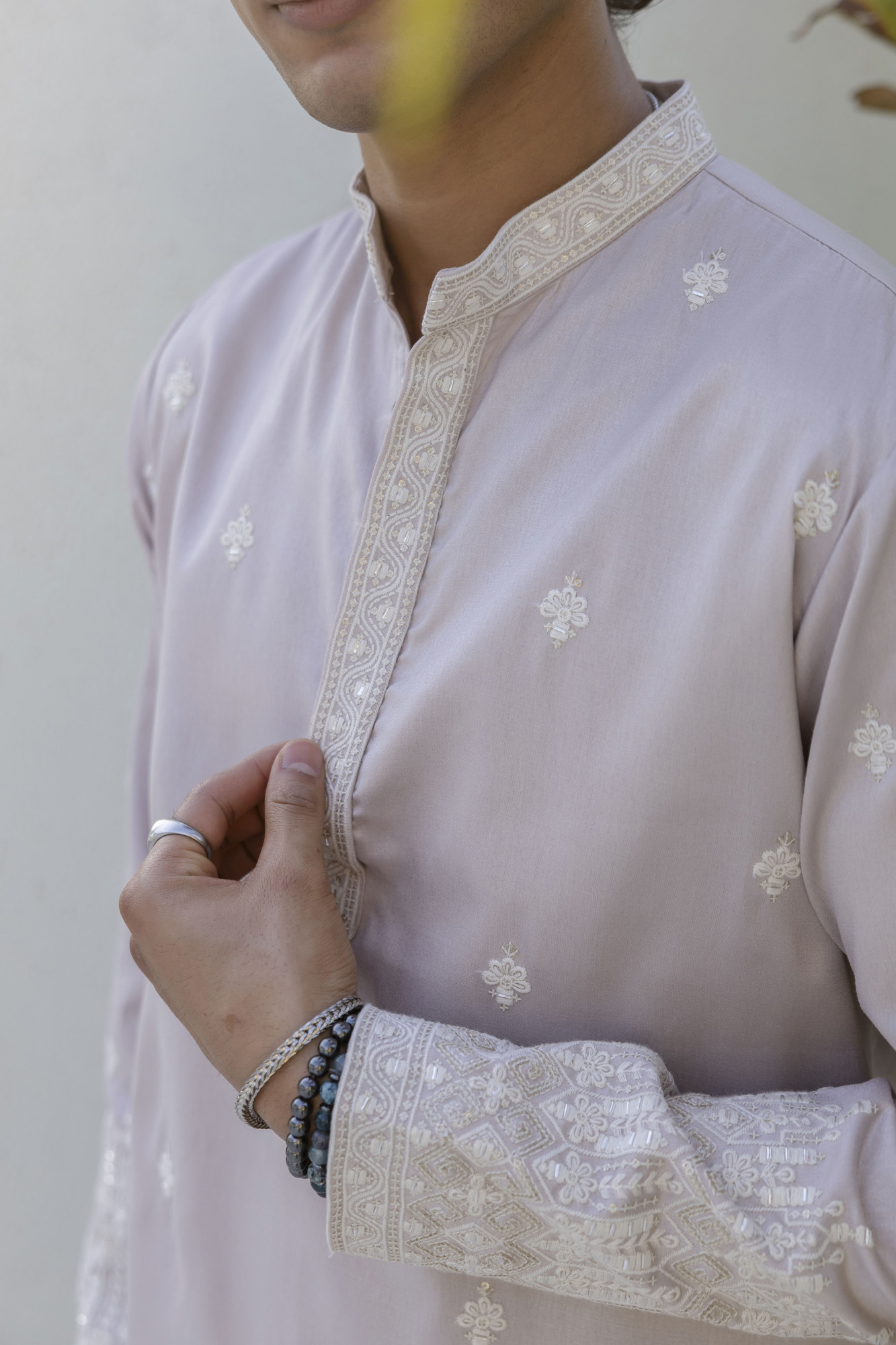 Embroidered Kurta In Onion Pink