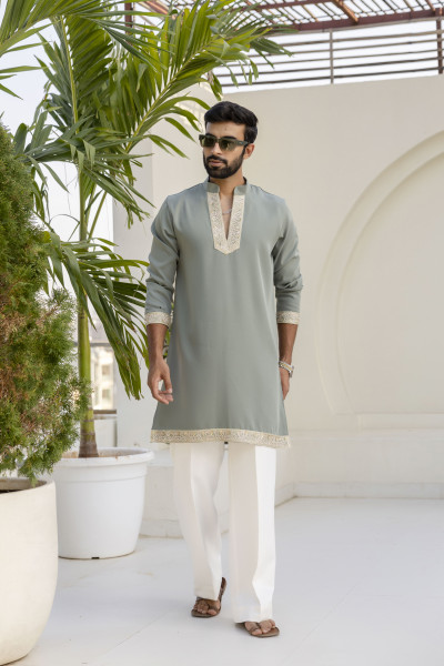 Laced Japanese Kurta In Off Green