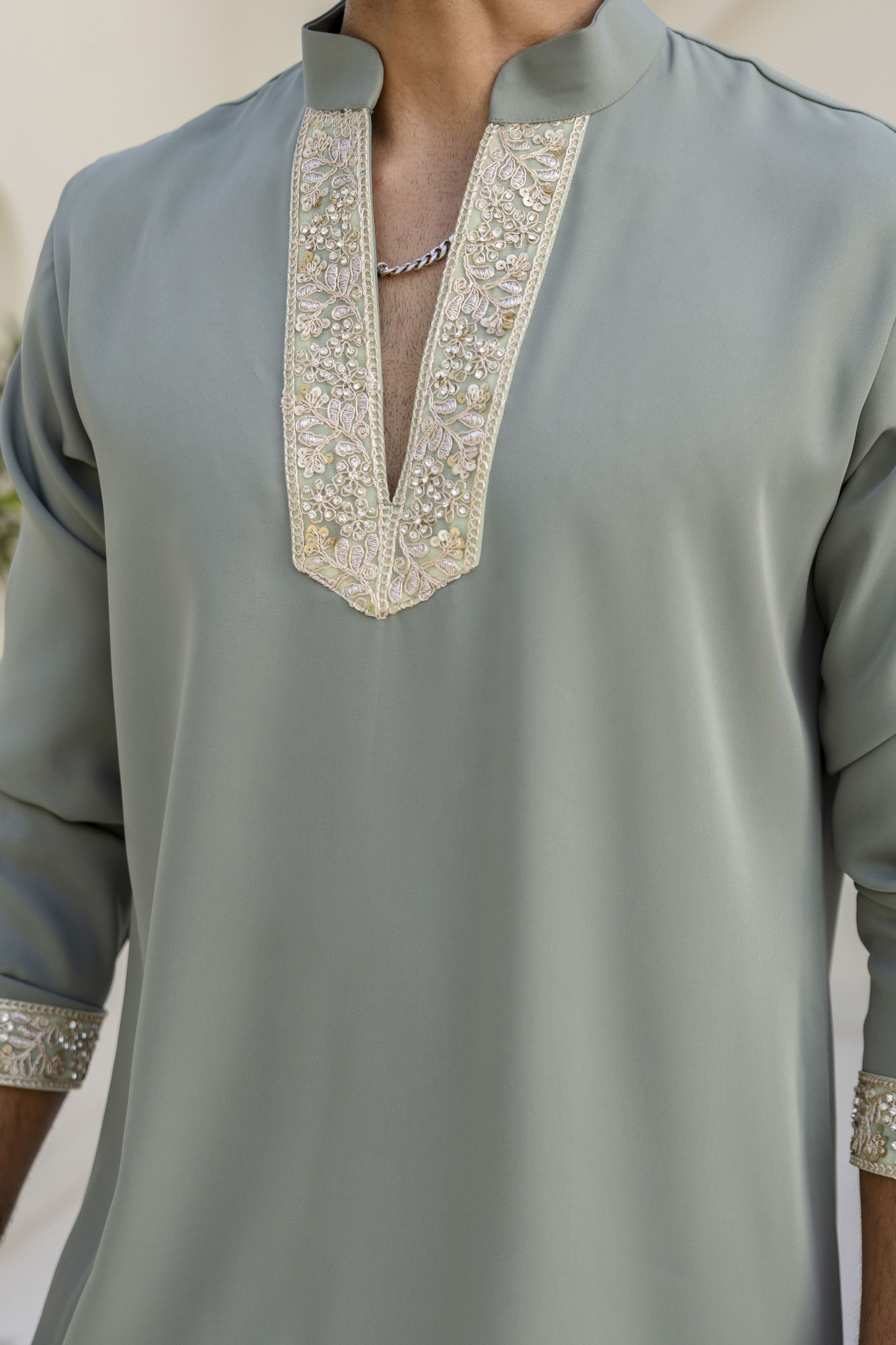 Laced Japanese Kurta In Off Green
