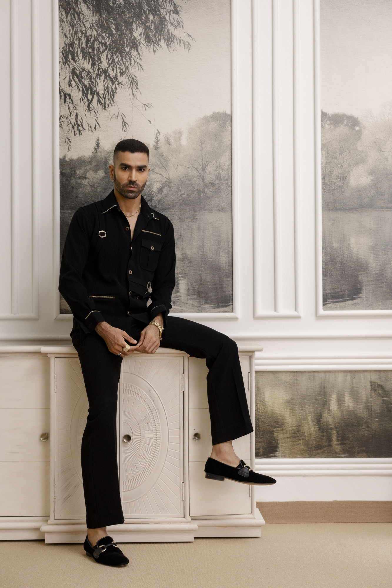 Buckle Motif Royal Shacket In Zed Black