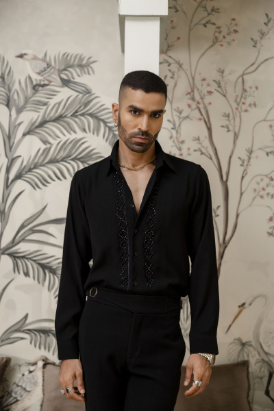Stone Embroidered Japanese Shirt In Zed Black