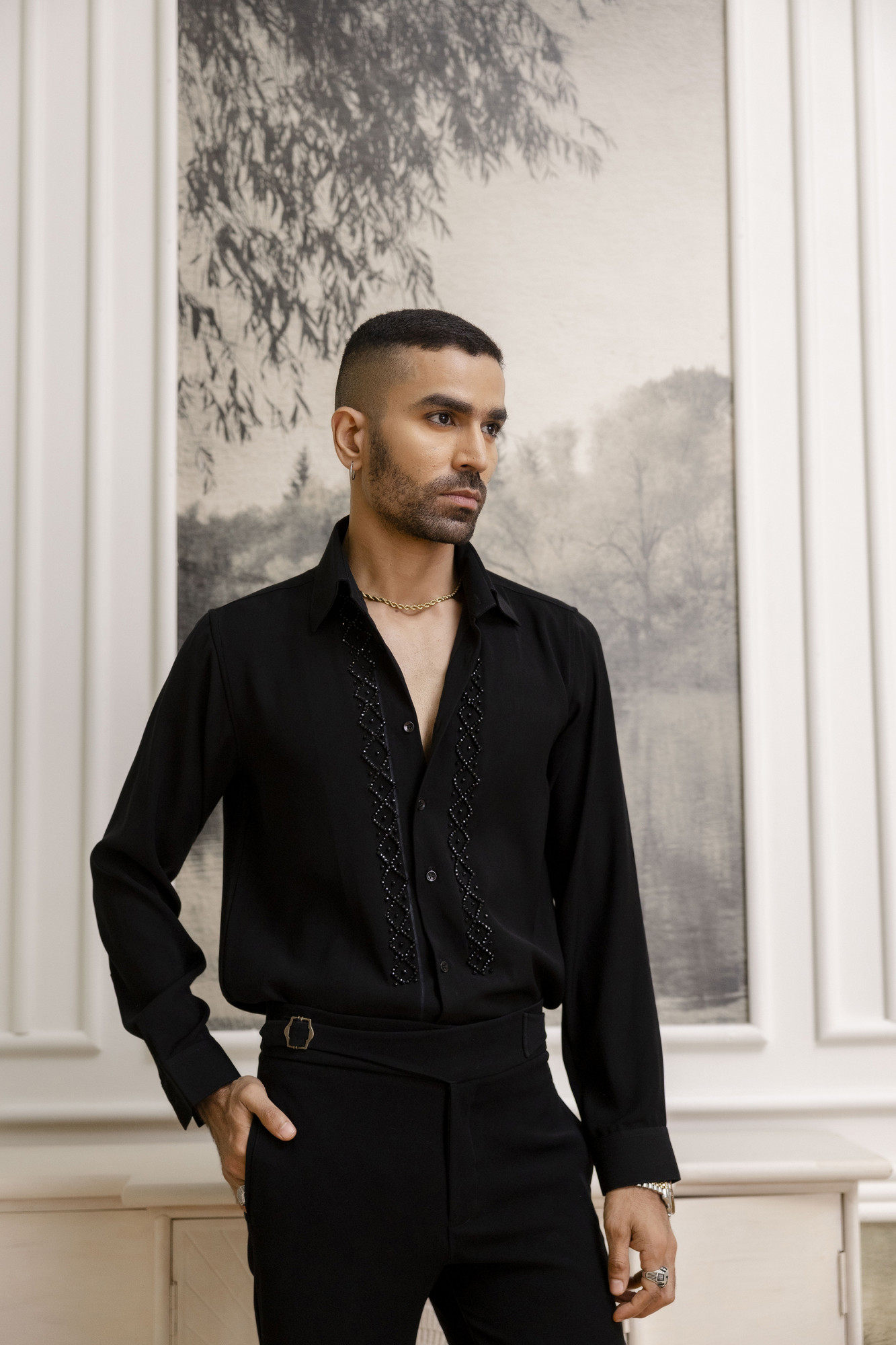 Stone Embroidered Japanese Shirt In Zed Black