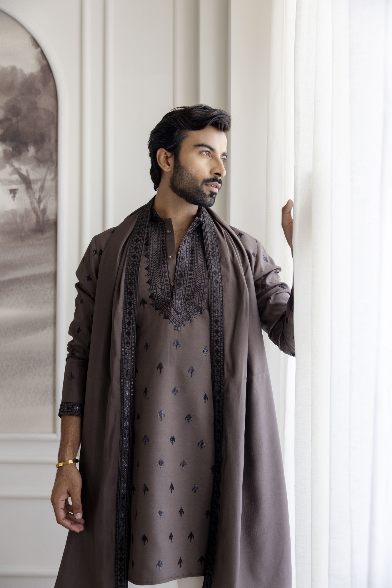 Sequence Kurta with Dupatta In Brown