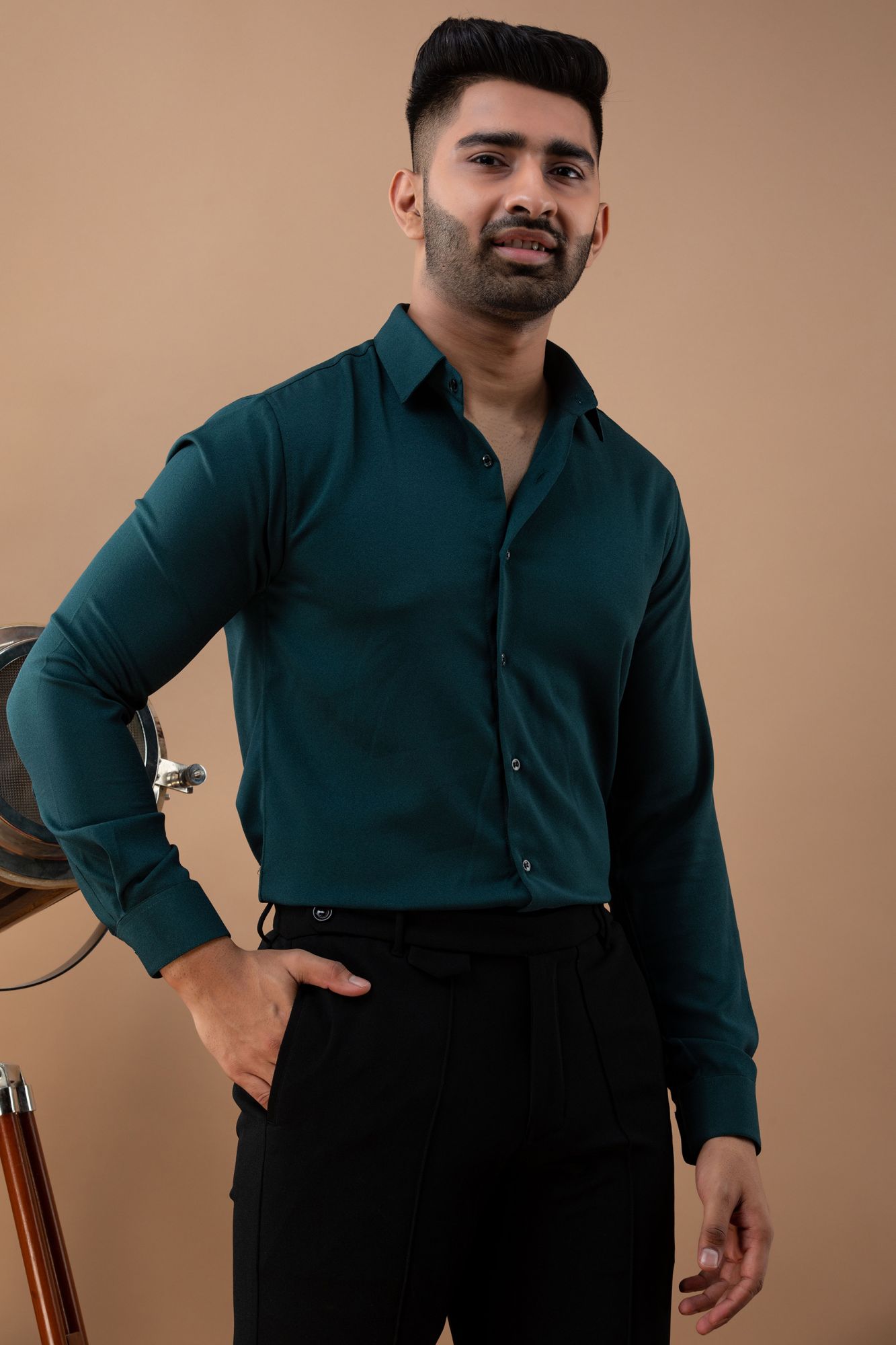 Slim Fit Shirt In Bottle Green