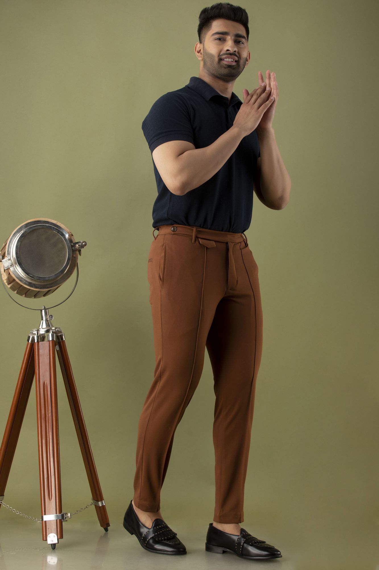 Tapered Fit Pants In Brown