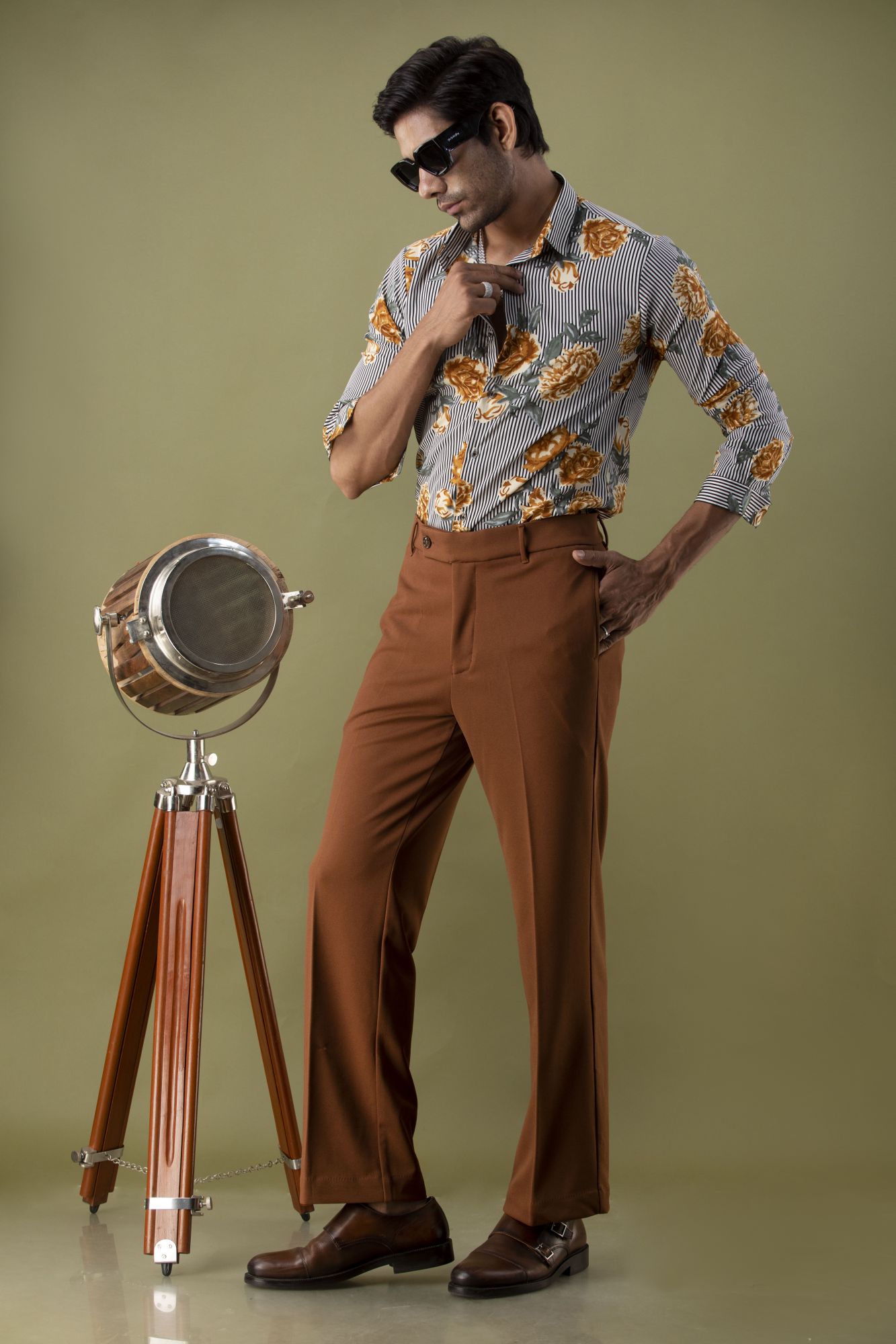 Bell Bottom Pant In Brown