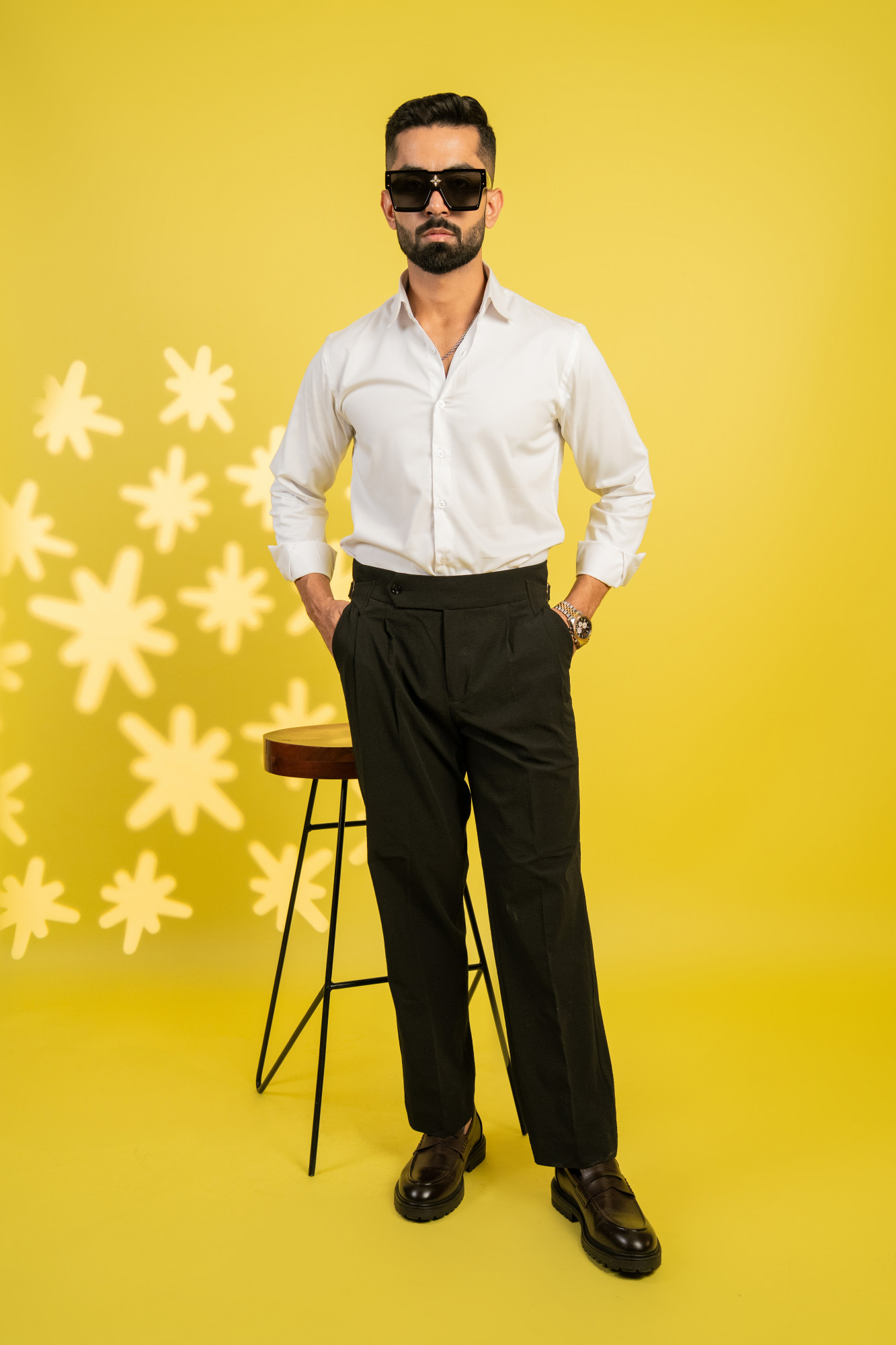 Bubble Textured Gurkha Pants In Black