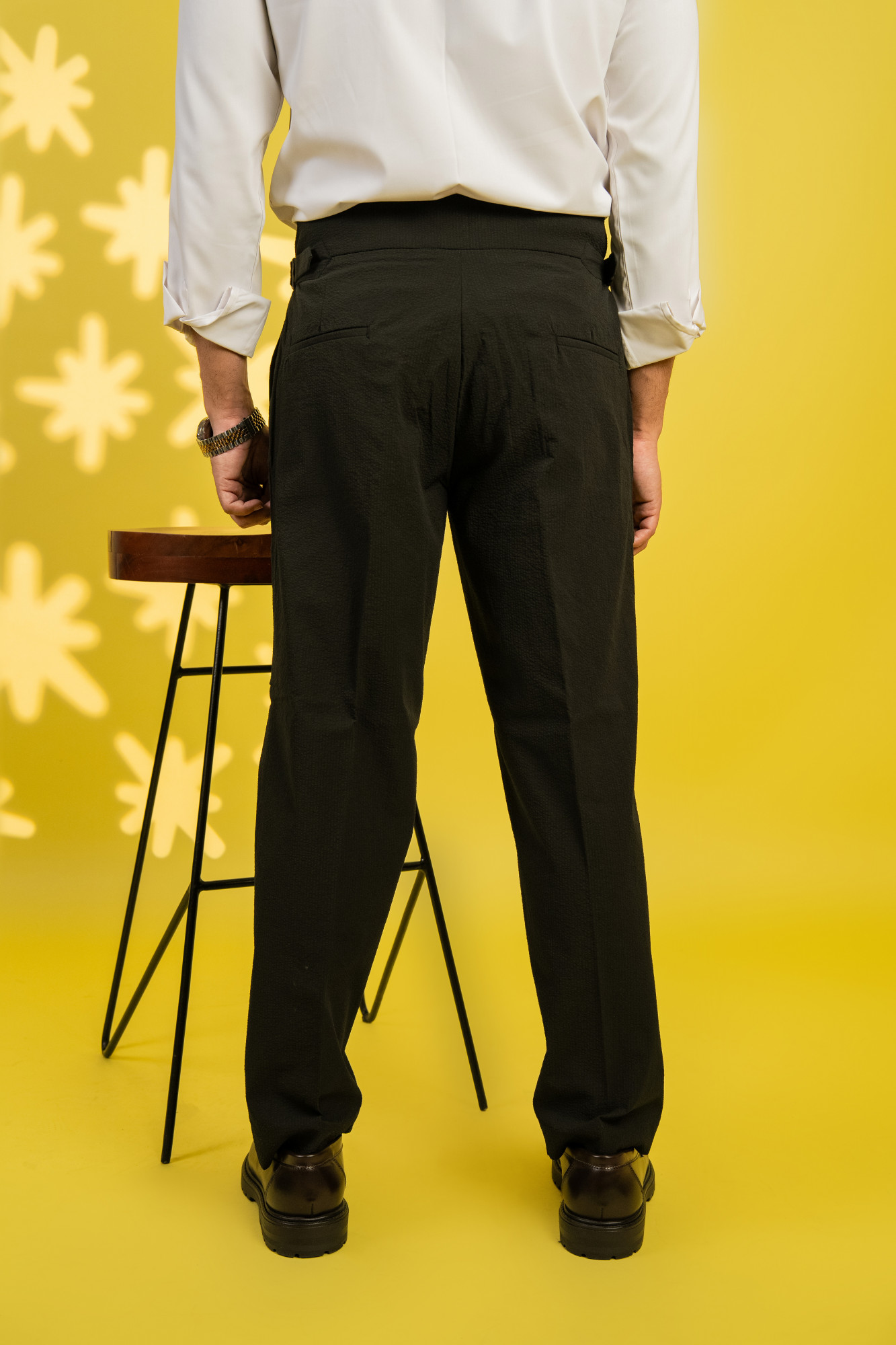 Bubble Textured Gurkha Pants In Black