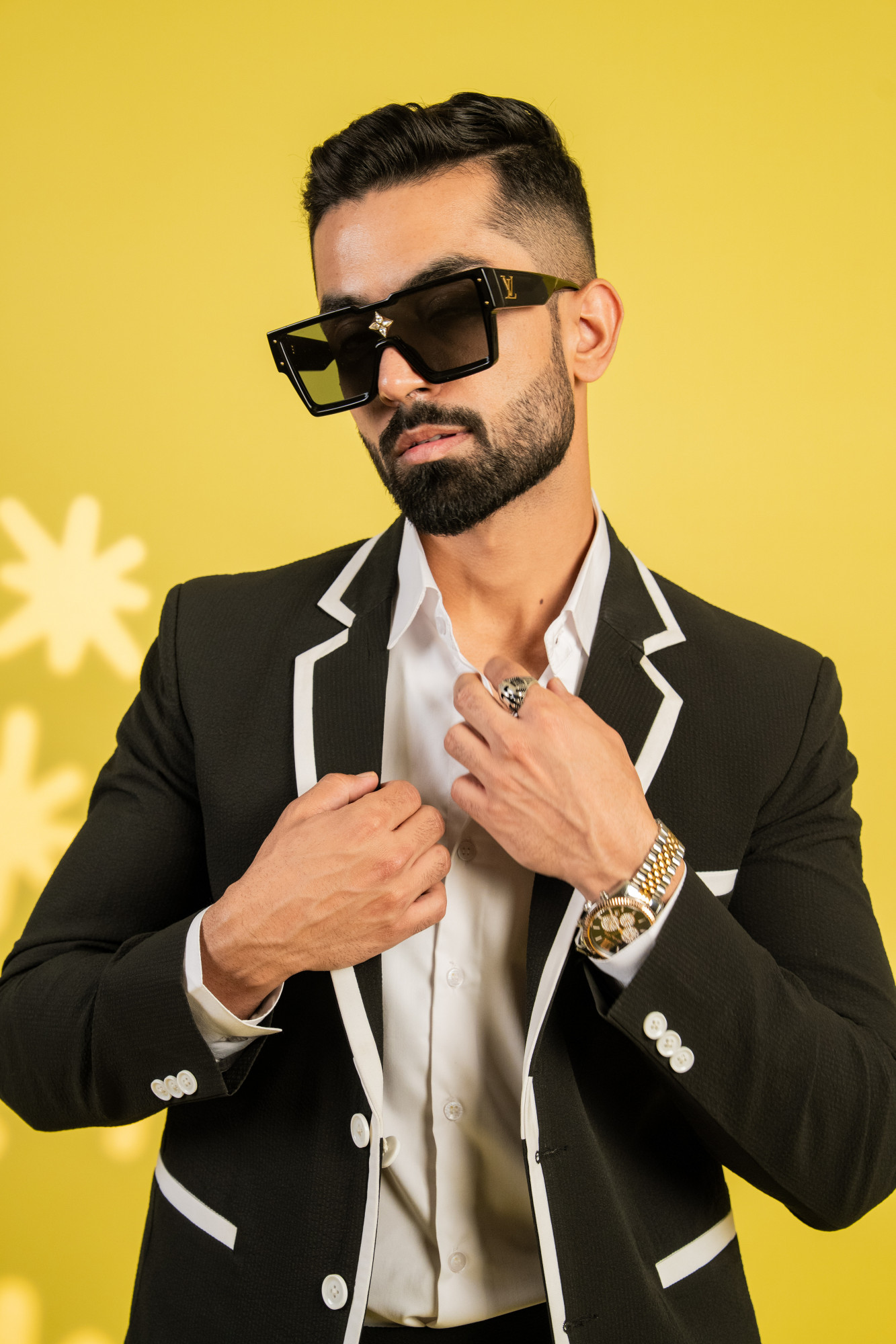 Bubble Textured Laced Blazer In Black