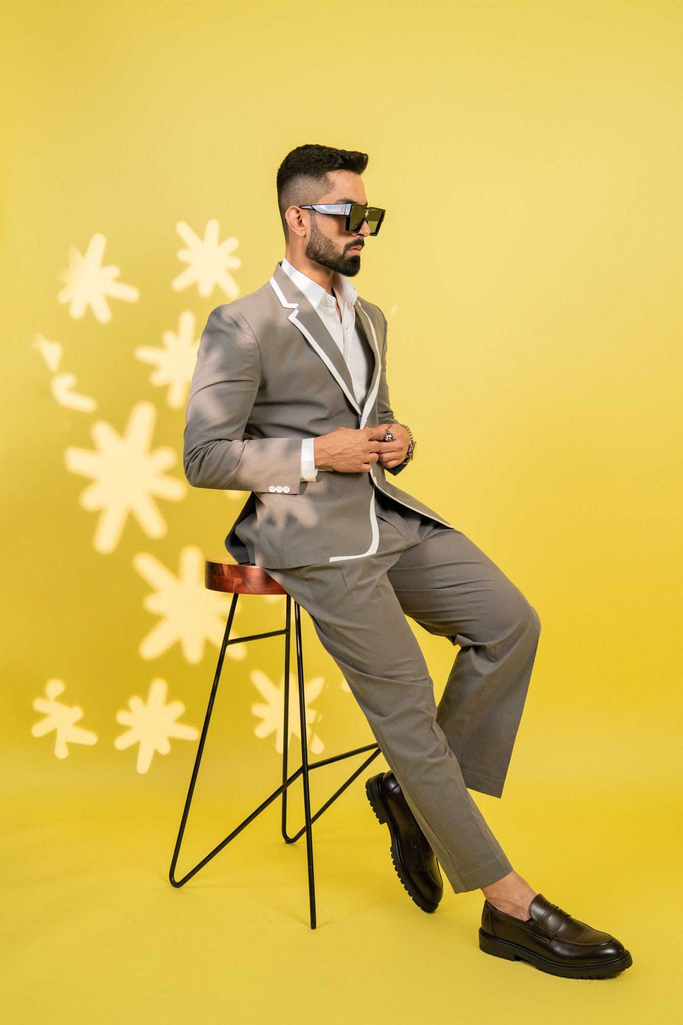 Bubble Textured Gurkha Pants In Grey