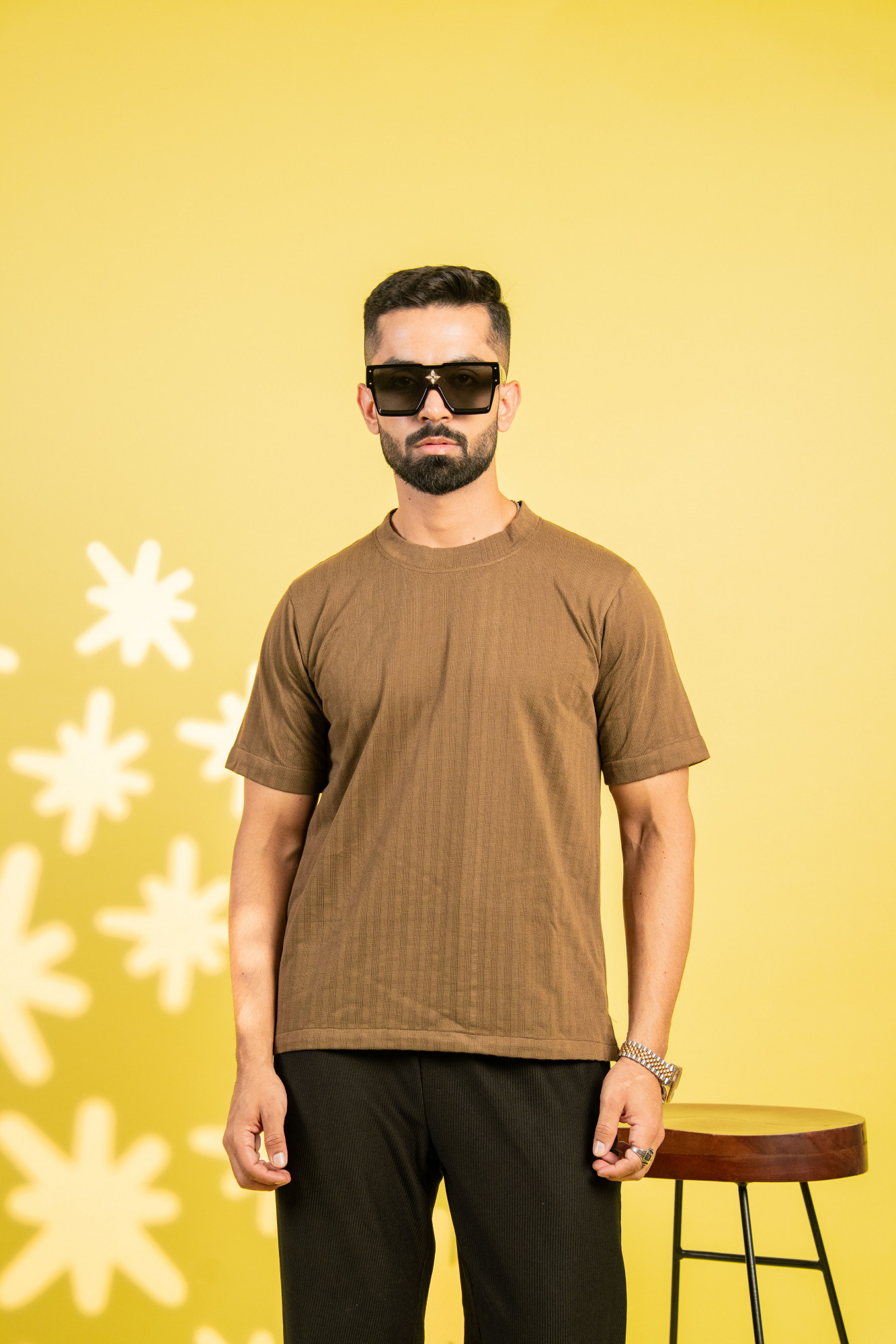 Textured Striped Tshirt In Brown