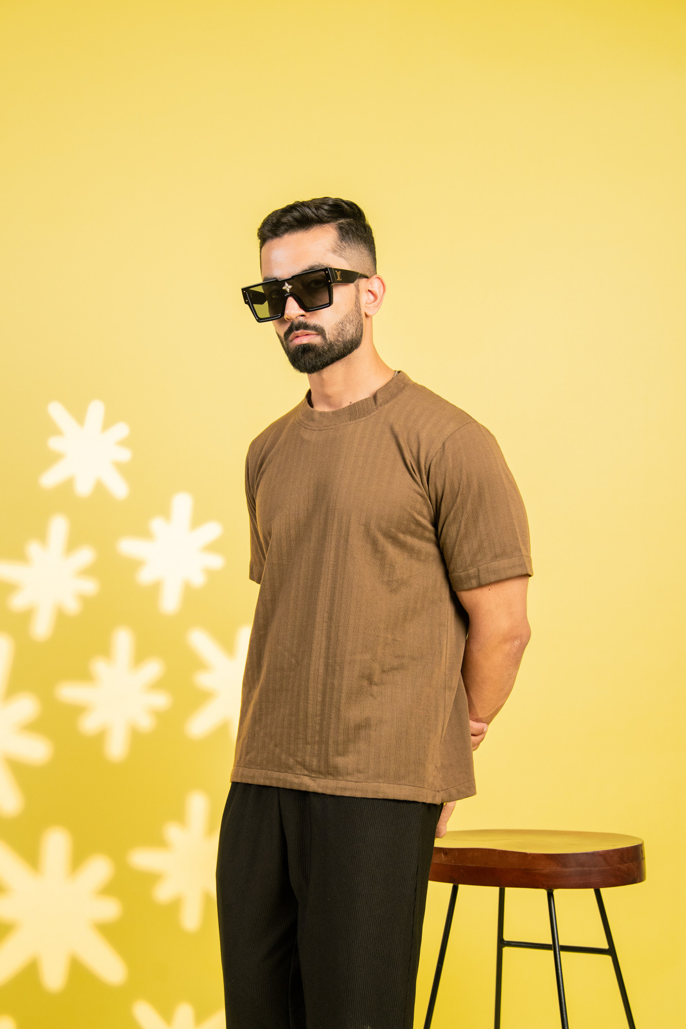 Textured Striped Tshirt In Brown