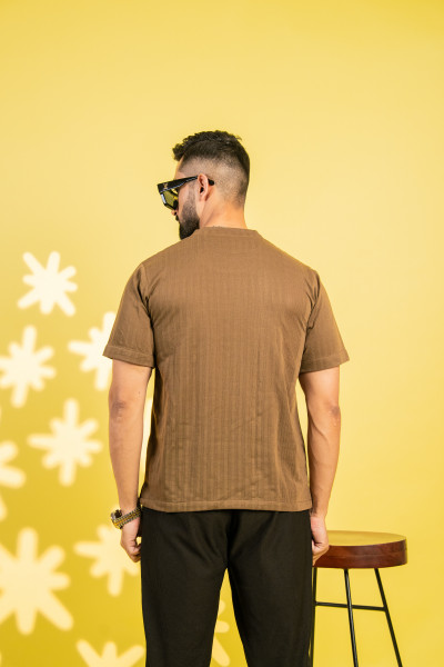 Textured Striped Tshirt In Brown