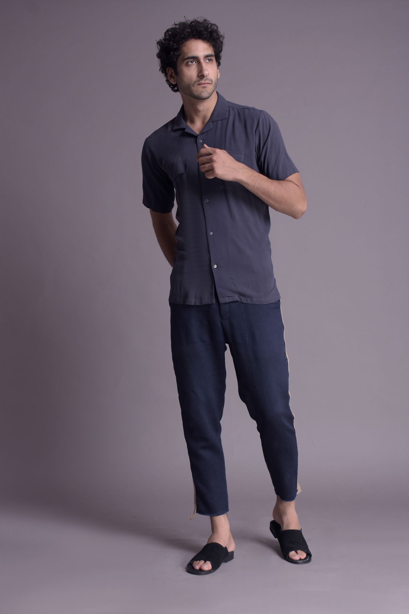 Mens Straight falling shirt