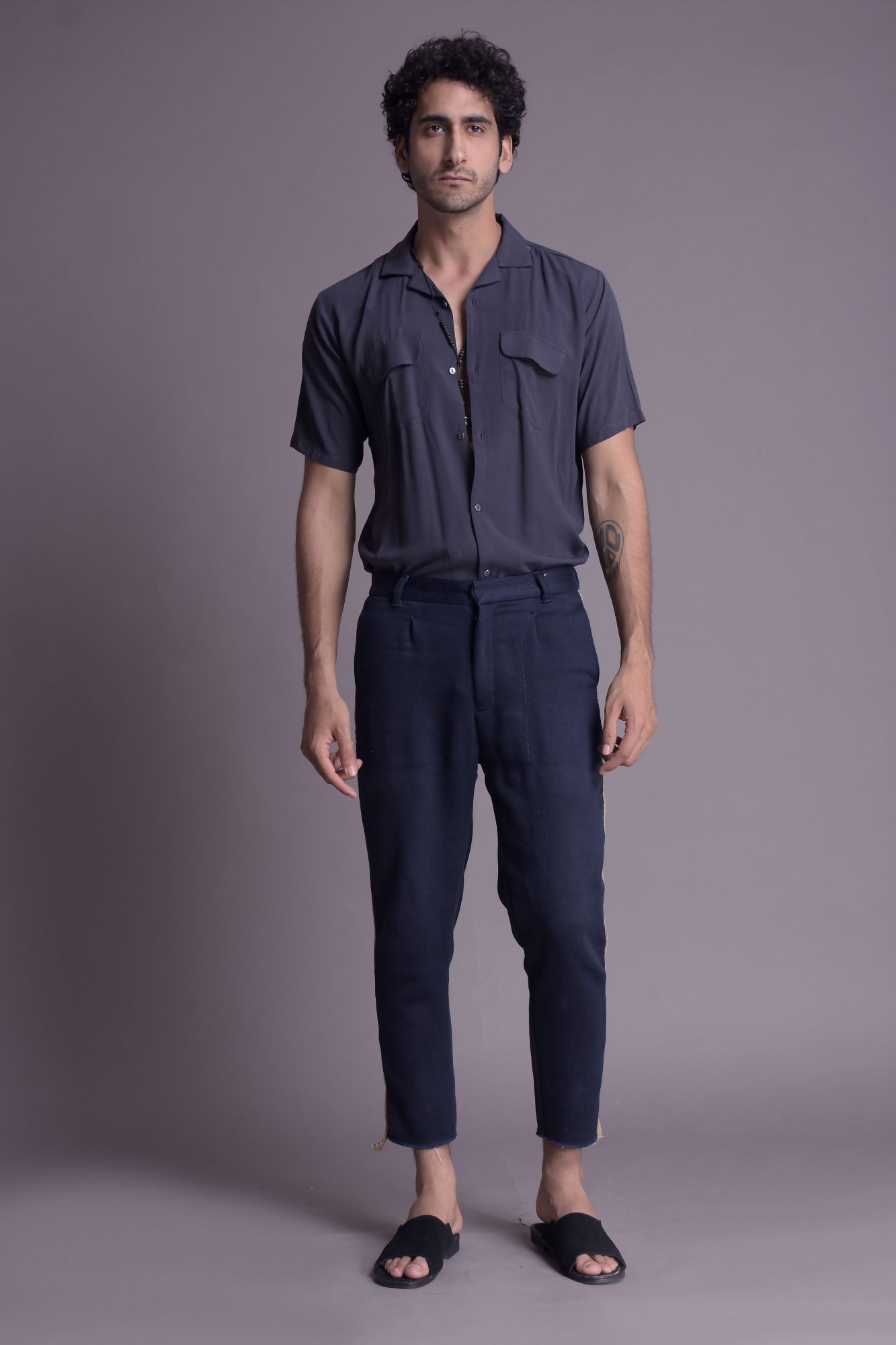 Mens Straight falling shirt