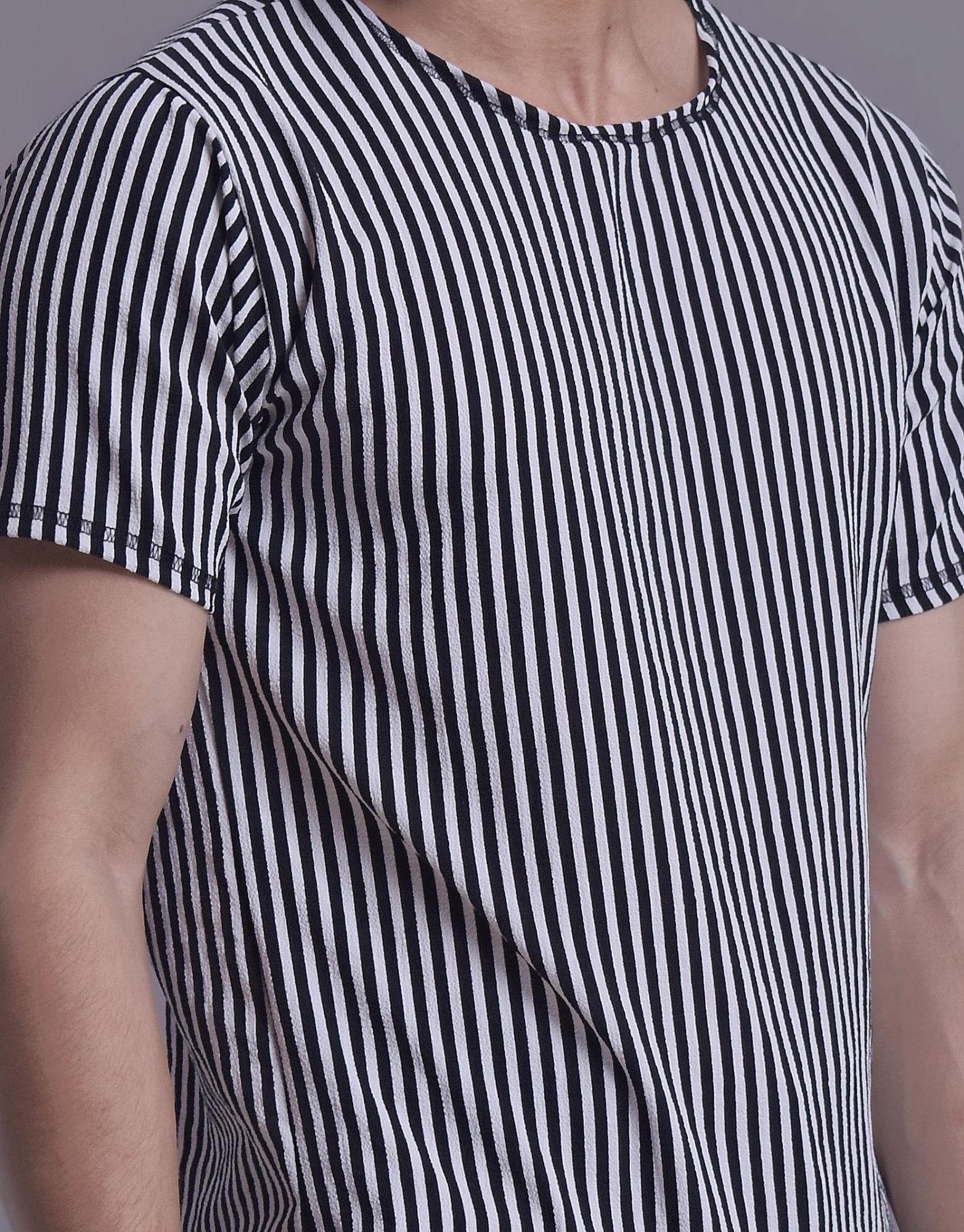 Mens Flowing Striped Tshirt