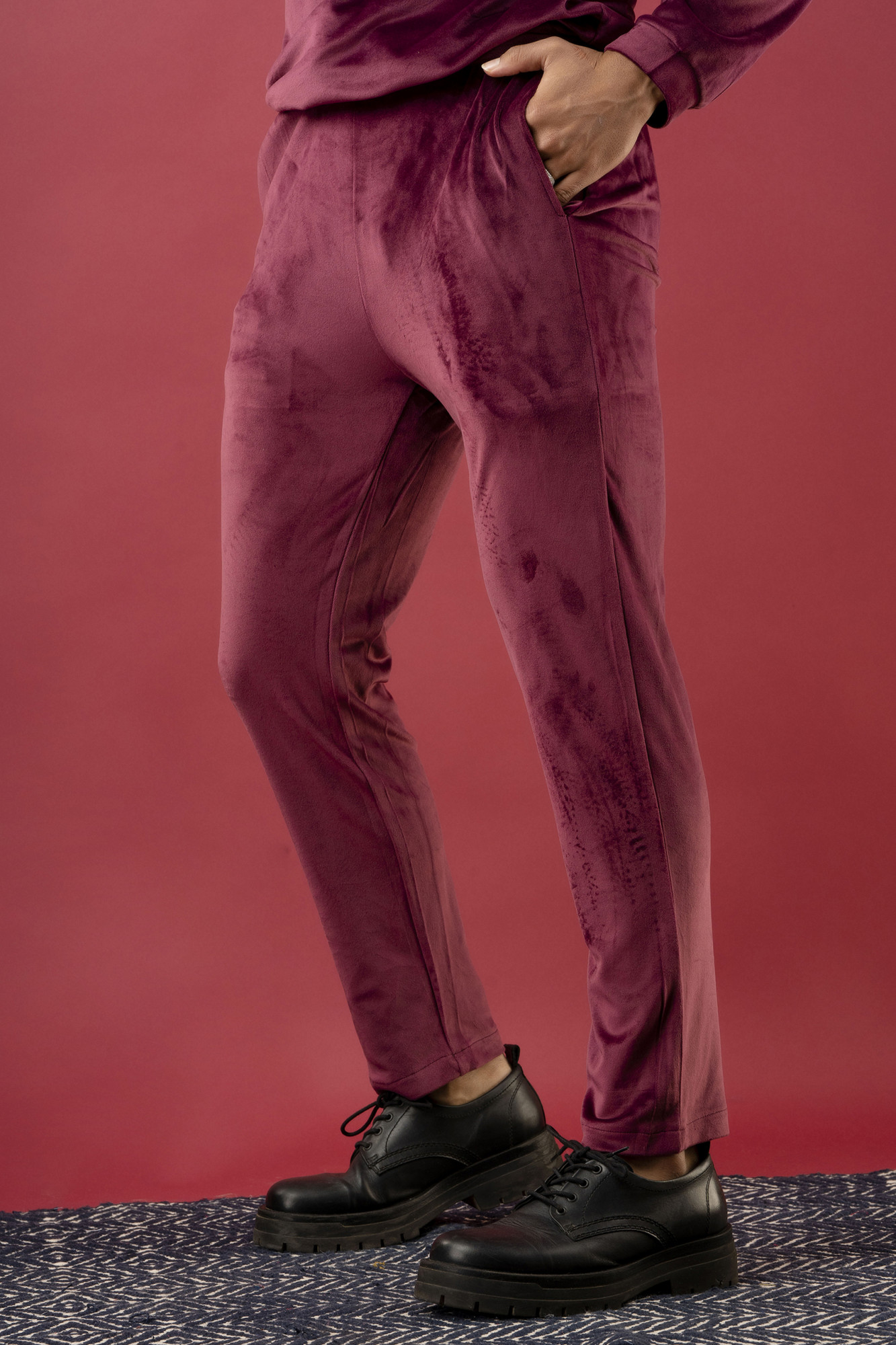 Wine velvet Joggers