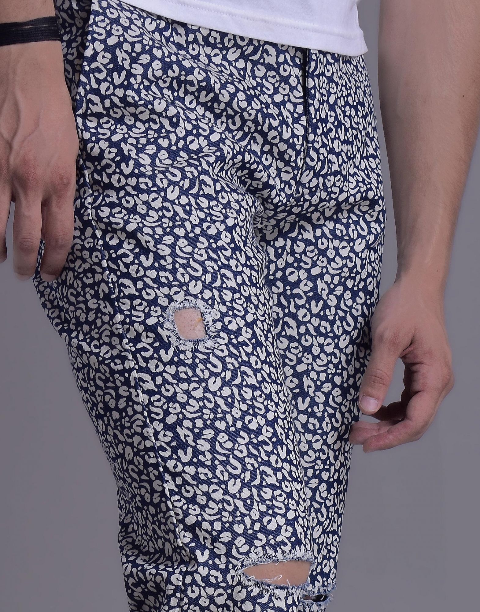 Mens Ripped Denim Printed Pants