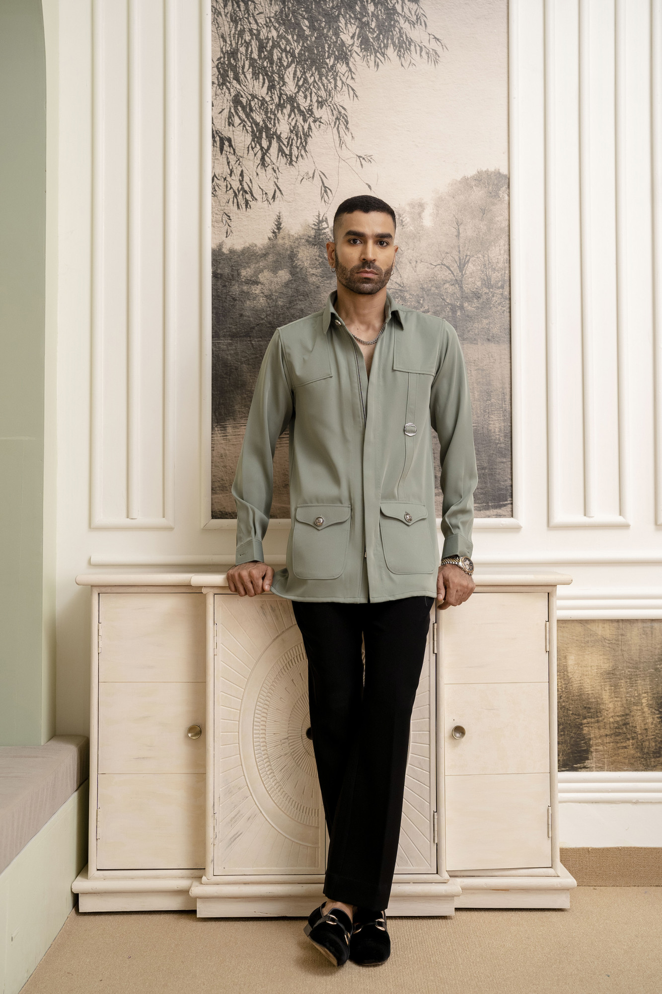 Long Zip Bush Shirt In Off Green