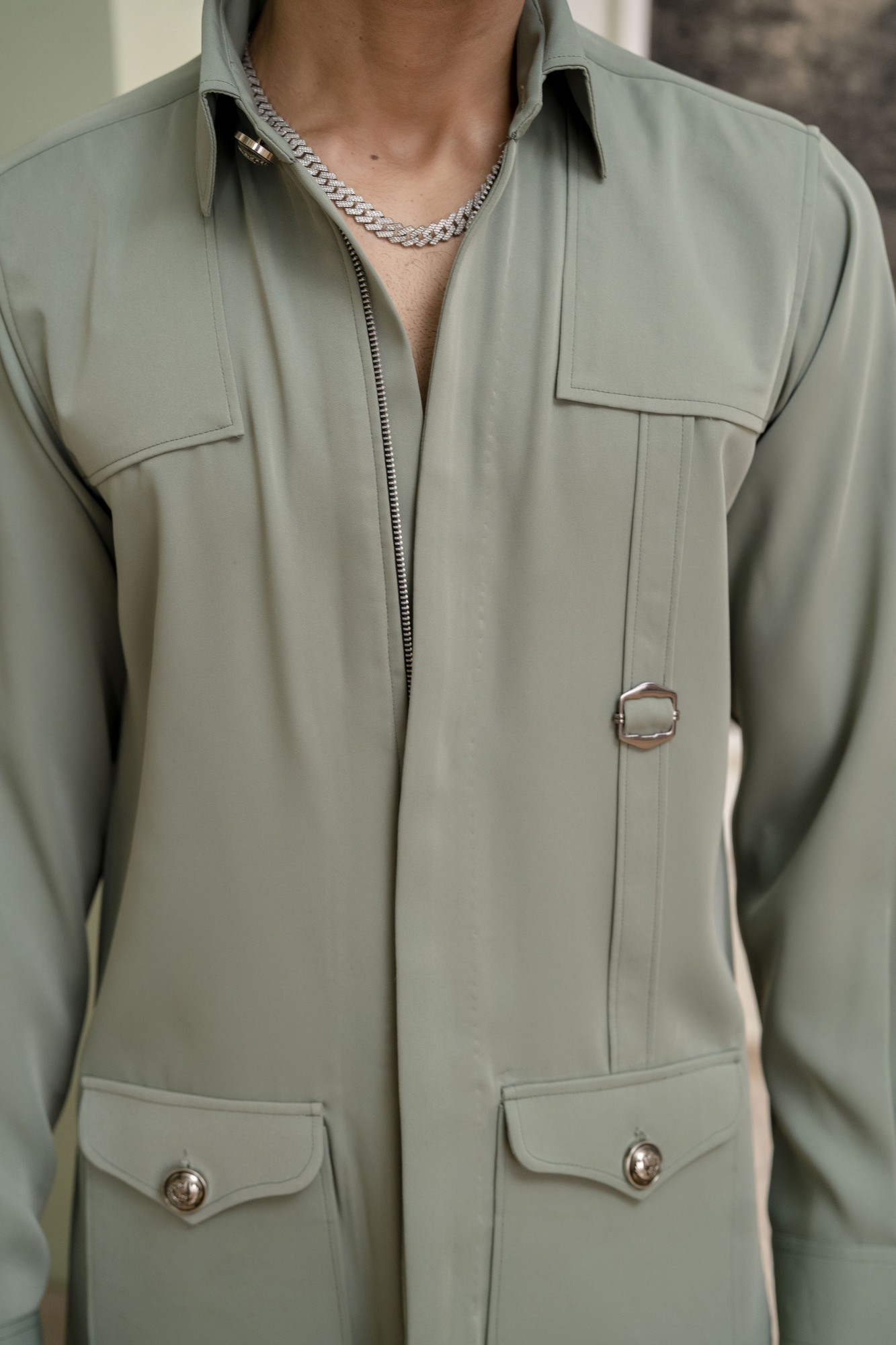 Long Zip Bush Shirt In Off Green