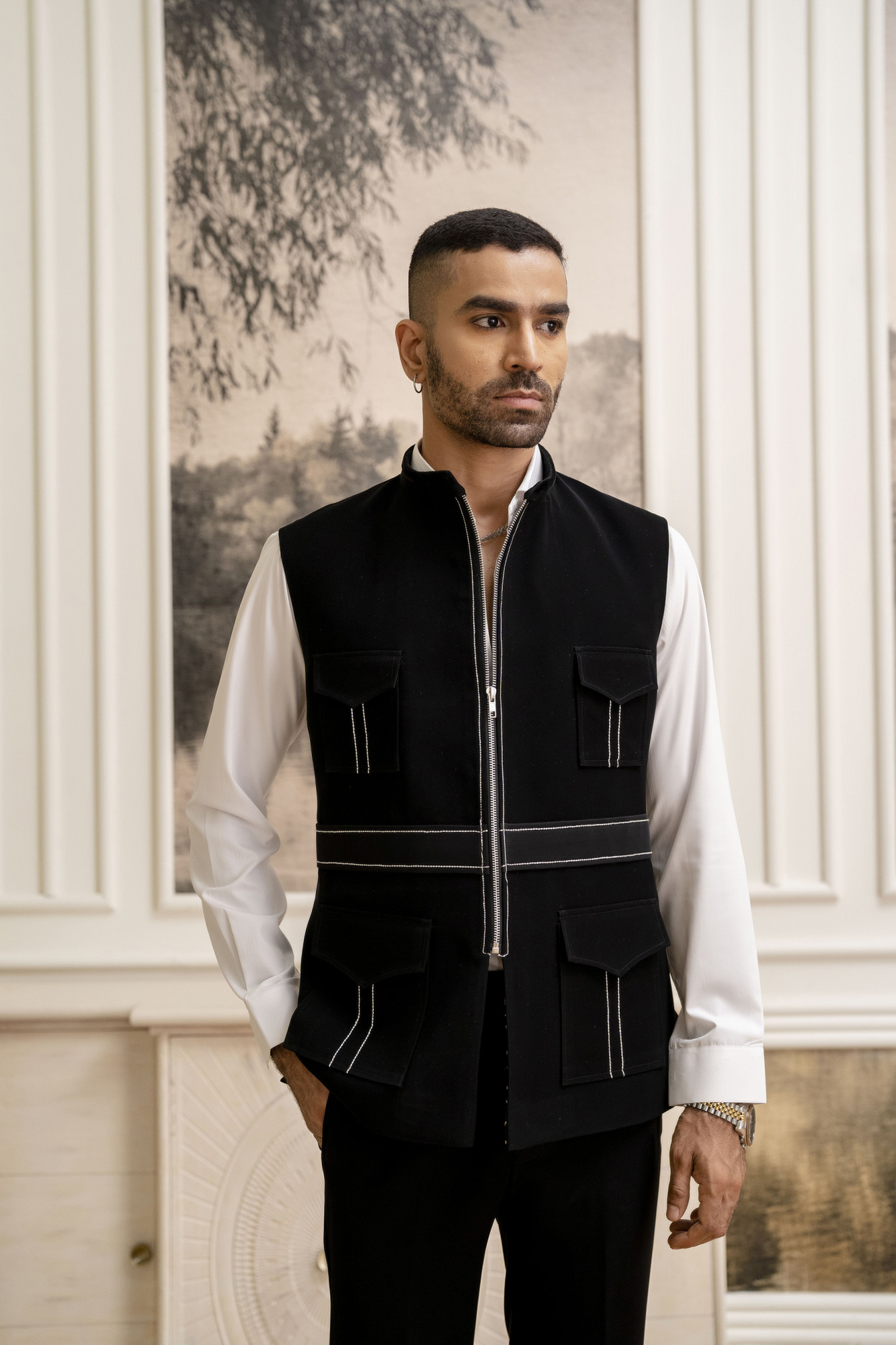 Zed Black Threaded Zipper Jacket