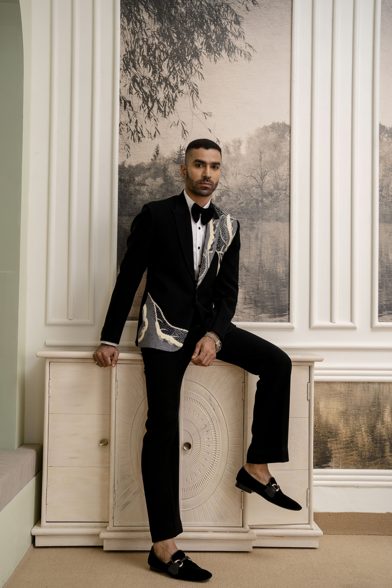 French Knot Embroidered Tuxedo Blazer