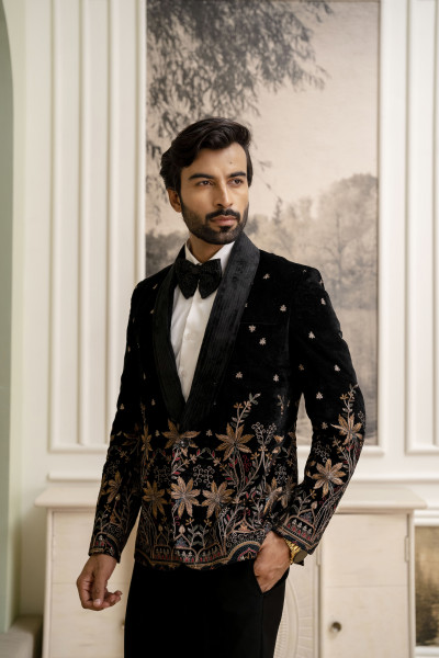 Embroidered Blazer In Black Velvet