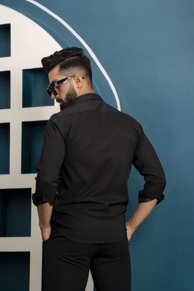 Qarot King Shirt In Black