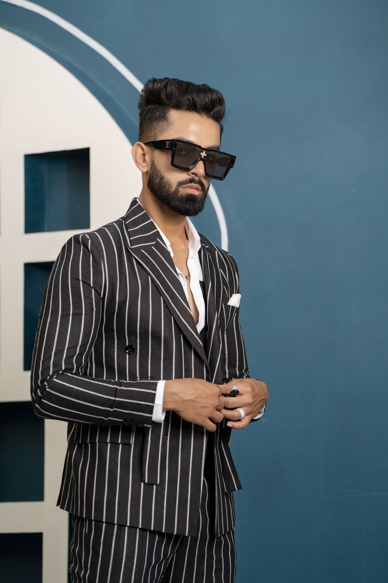 Striped Linen Blazer In Black