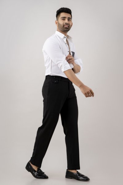 Textured Straight Pants In Black