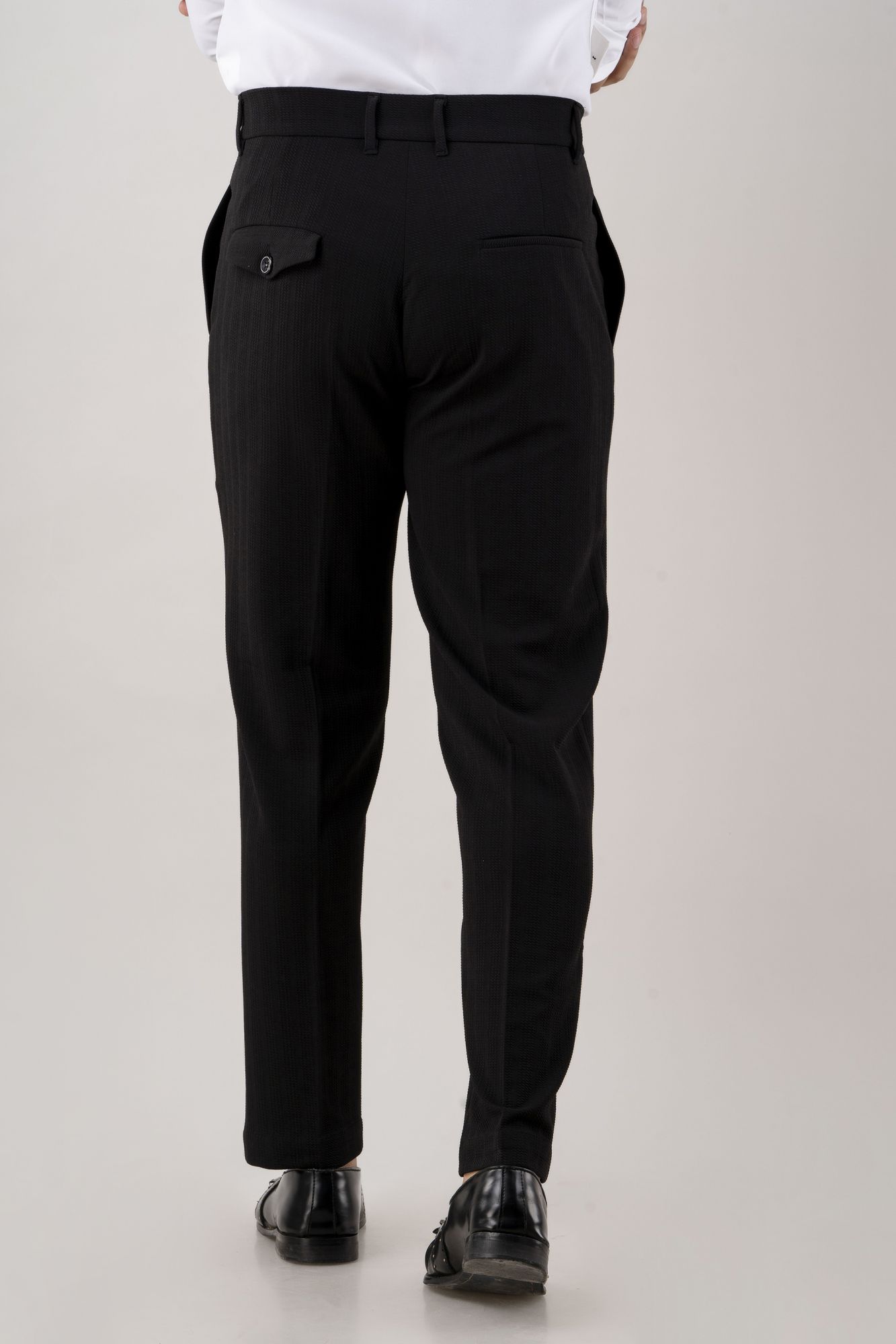 Textured Straight Pants In Black