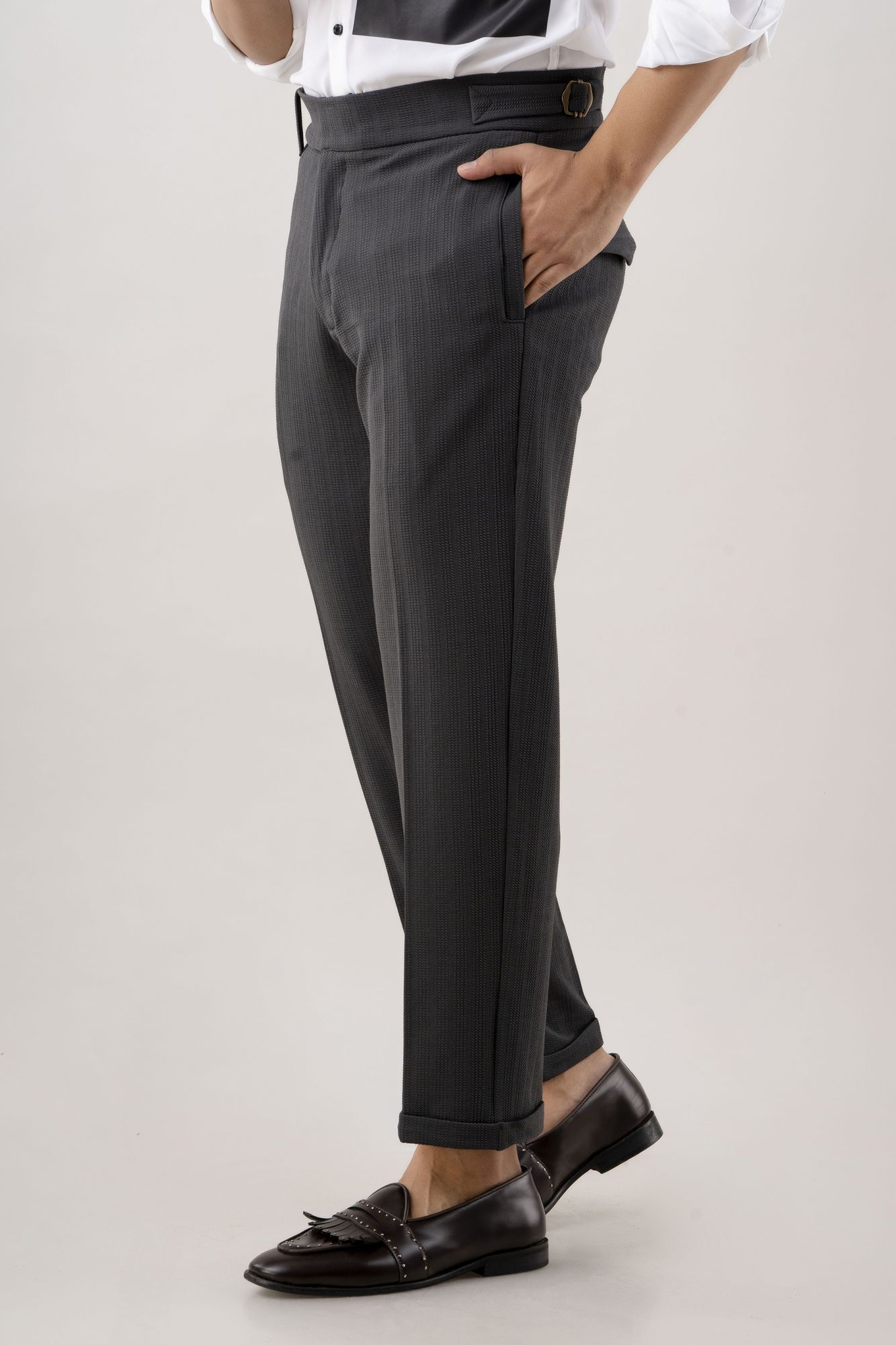 Tapered High Waist Pants In Grey