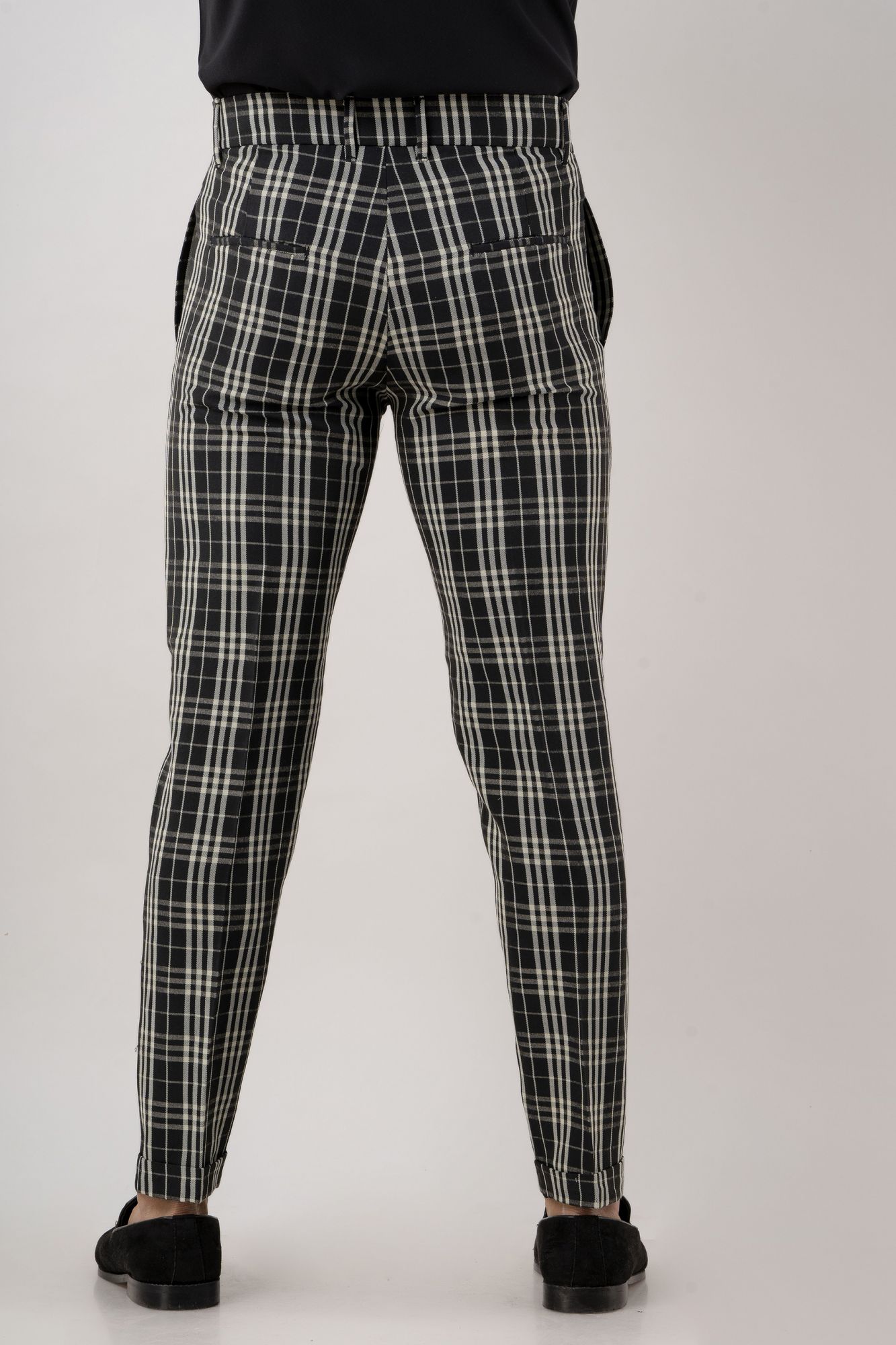 Tailored Pants In Checks