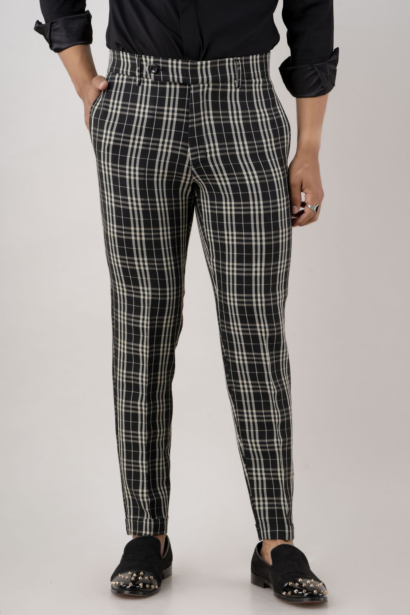 Tailored Pants In Checks
