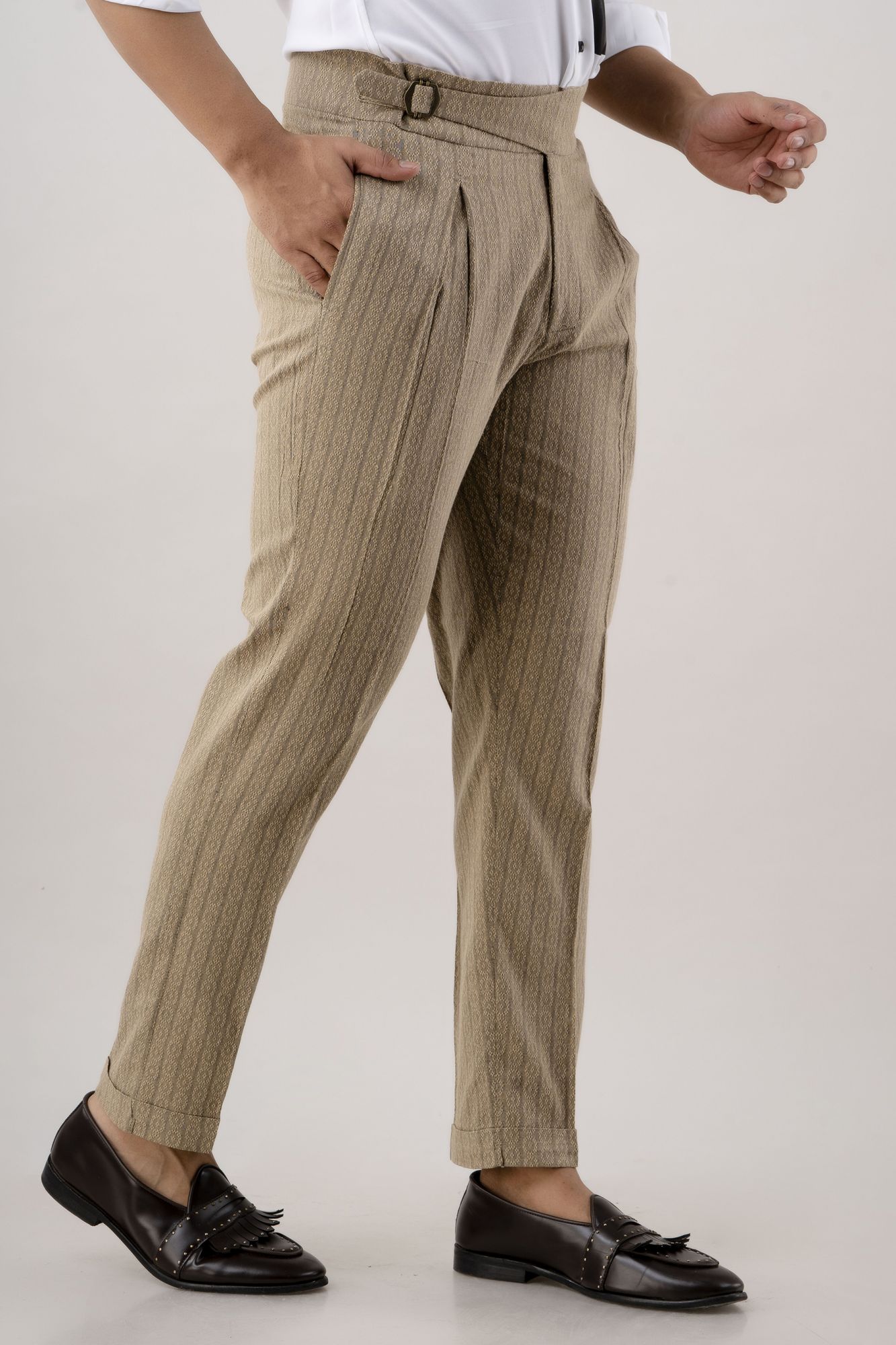 Textured High Waist Pants In Brown