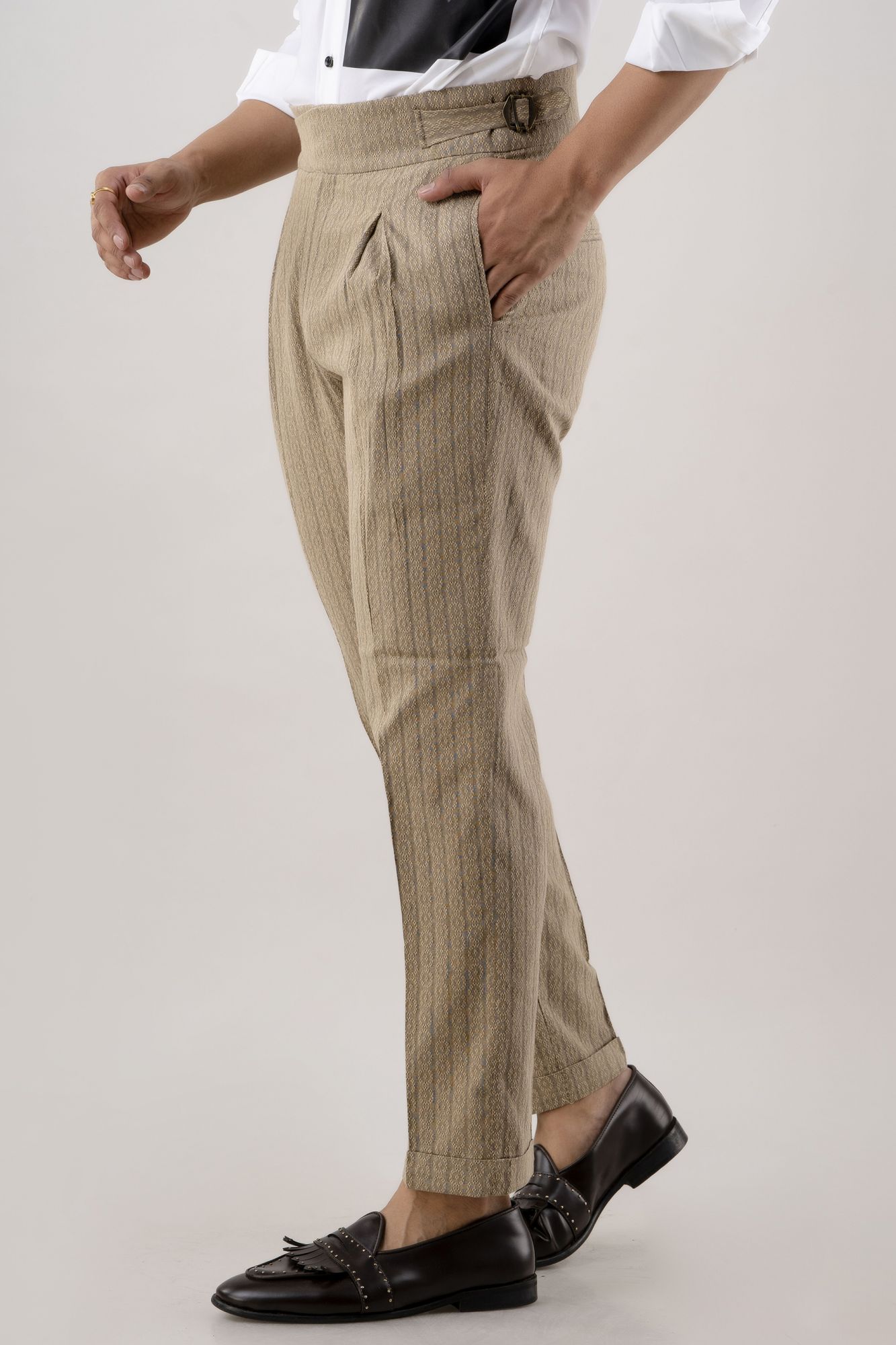 Textured High Waist Pants In Brown