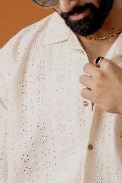 Schiffli Shirt In Off White