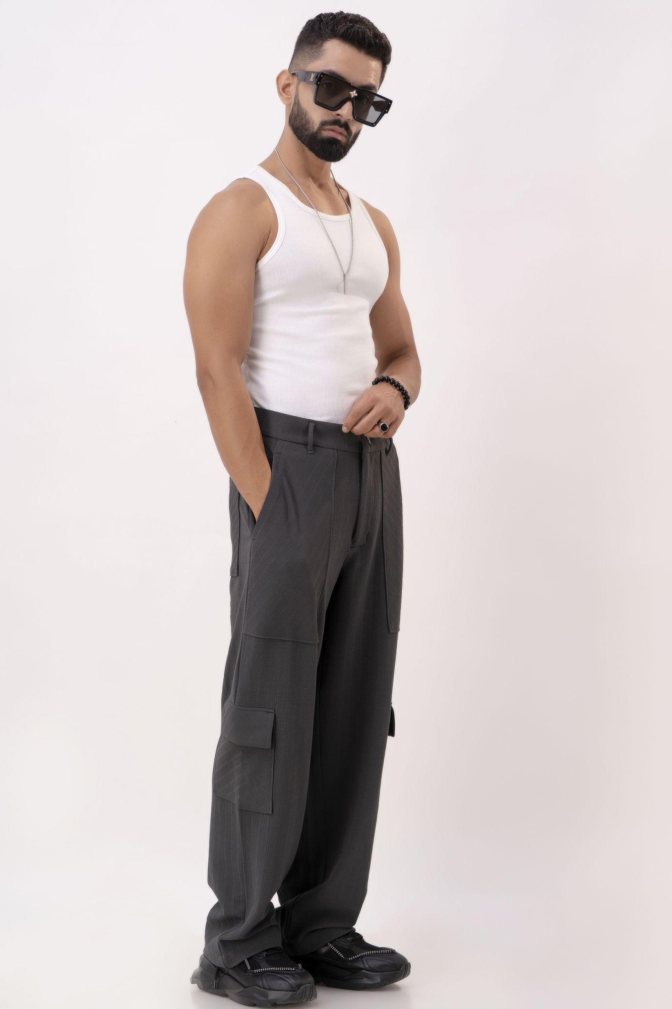 Parallel Cargo Pants In Dark Grey