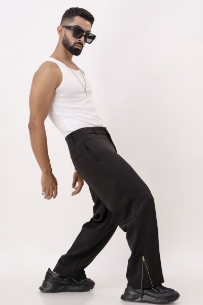 Parallel Pants In Black