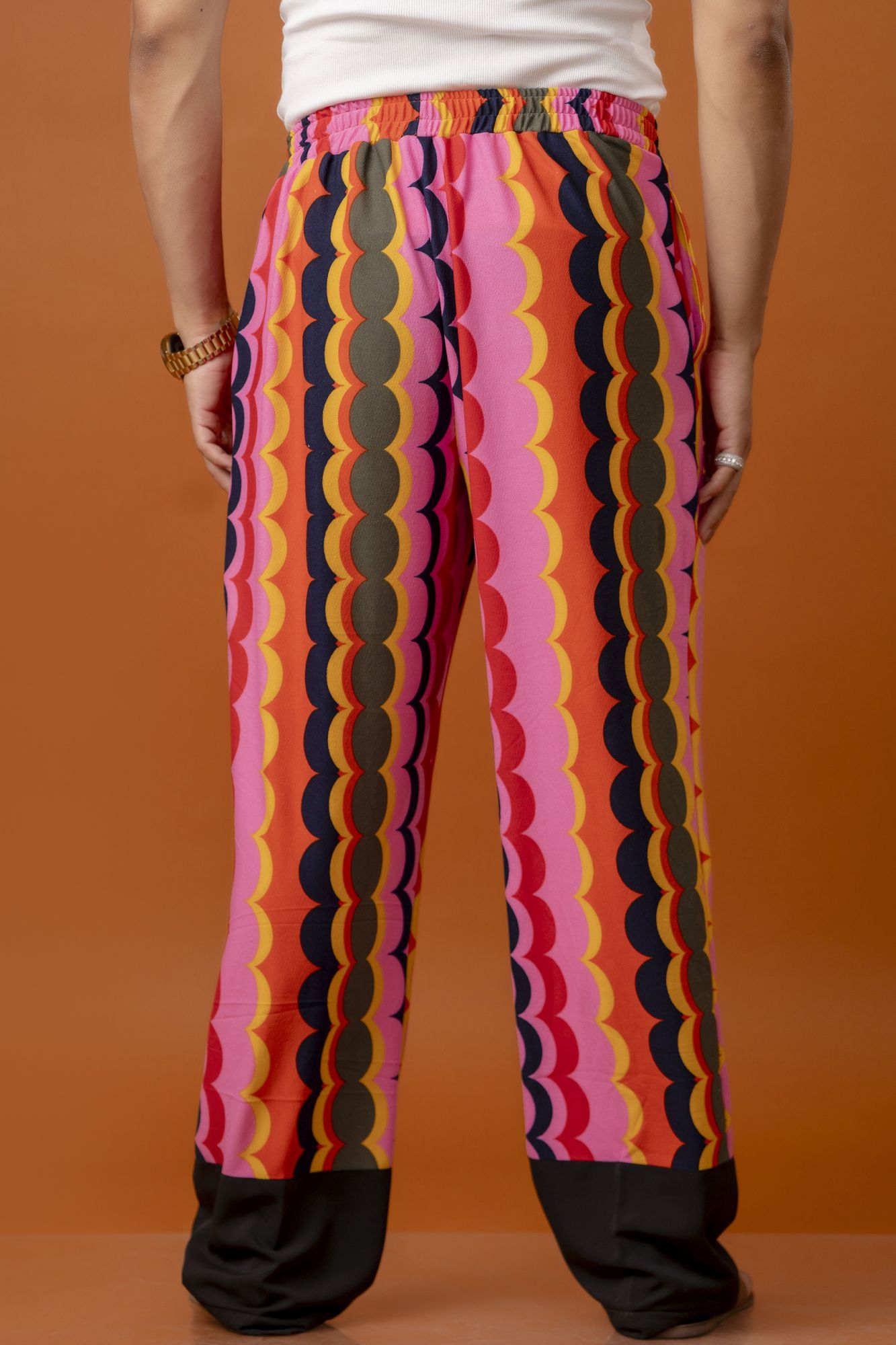 Multicolor Flowing Elastic Pants