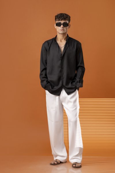 Malai Linen Shirt In Black