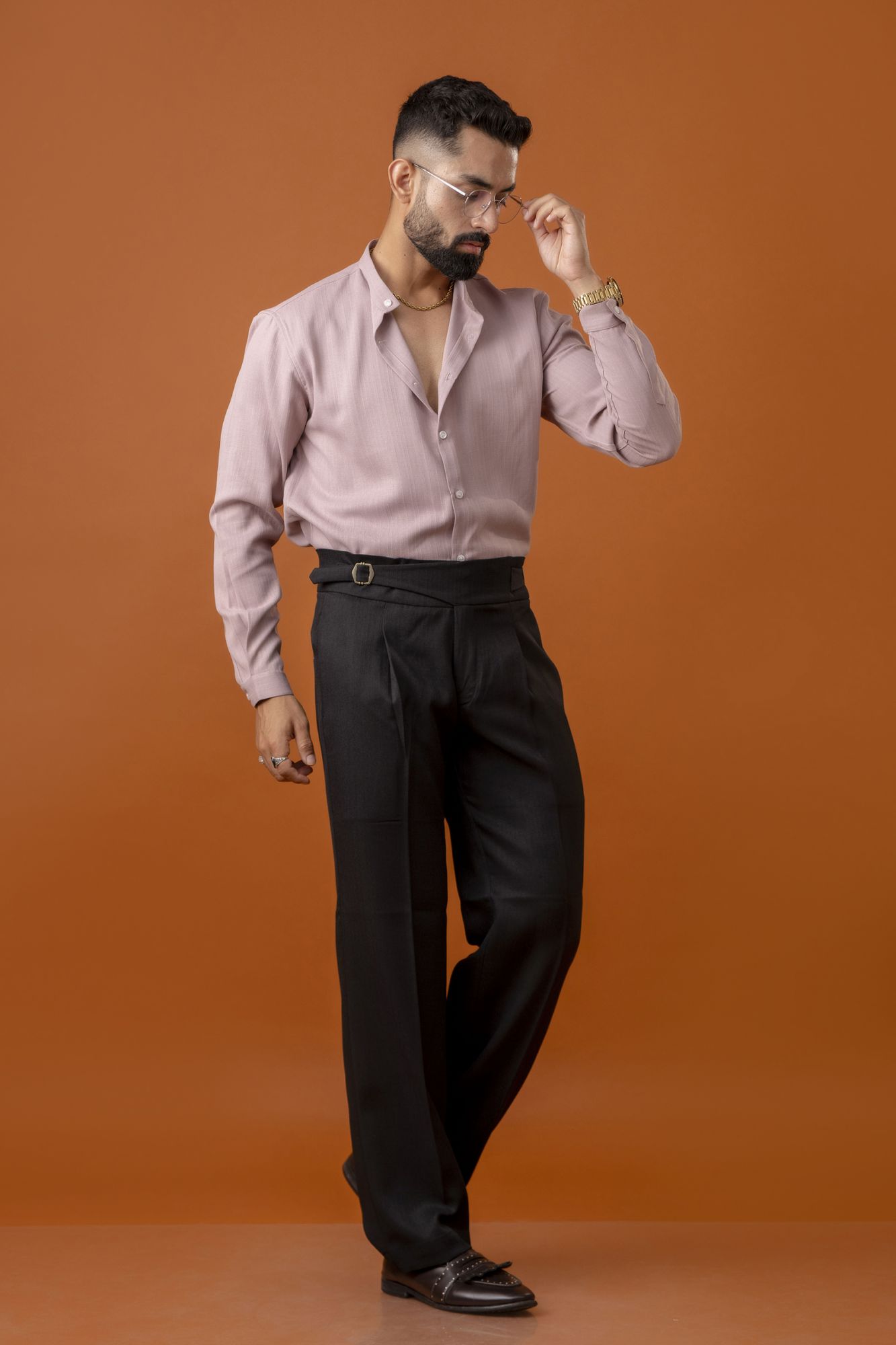 Mandarin Malai Linen Shirt In Pastel Pink